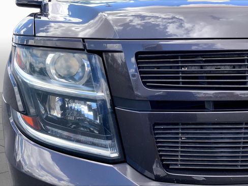 Used 2018 Chevrolet Tahoe Premier w/ RST 6.2L Performance Edition RWD image 28