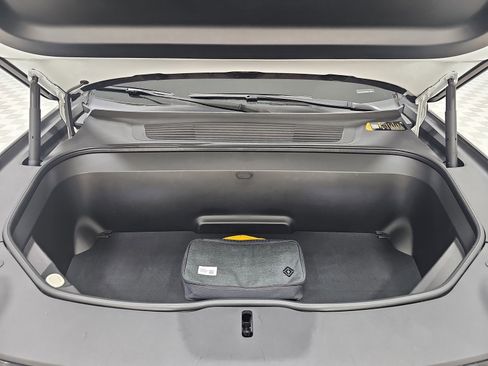 Used 2023 Rivian R1T Adventure image 14