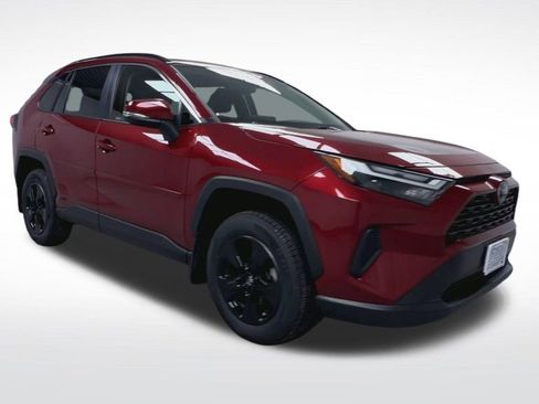 Used 2025 Toyota RAV4 XLE w/ Convenience Package AWD/4WD image 2