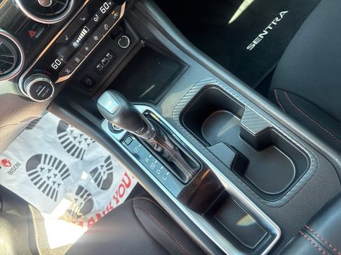 Used 2025 Nissan Sentra SR FWD image 19