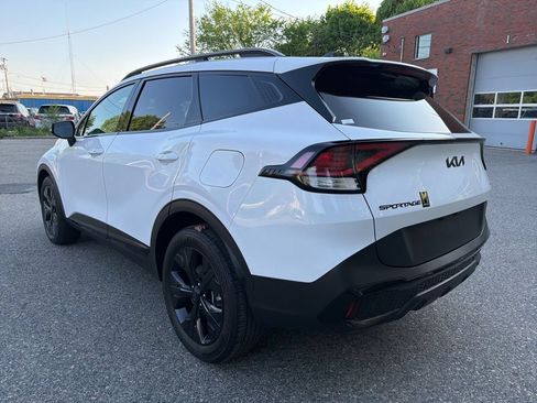 Used 2025 Kia Sportage X-Line w/ Premium Package AWD/4WD image 3