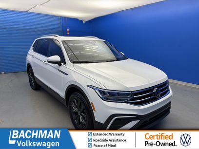 Certified 2024 Volkswagen Tiguan SE w/ Panoramic Sunroof Package