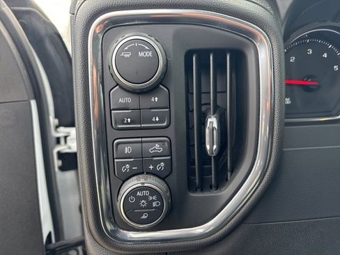 Used 2021 Chevrolet Silverado 3500 LTZ w/ LTZ Convenience Package image 28