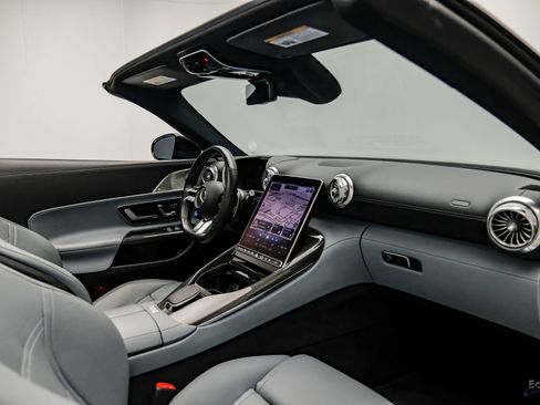 Used 2022 Mercedes-Benz SL 63 AMG 4MATIC image 58