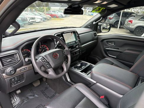 Used 2023 Nissan Titan PRO-4X w/ Pro-4x Convenience Package image 14