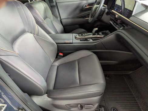 Used 2025 Toyota Crown w/ Advanced Technology Package AWD/4WD image 28