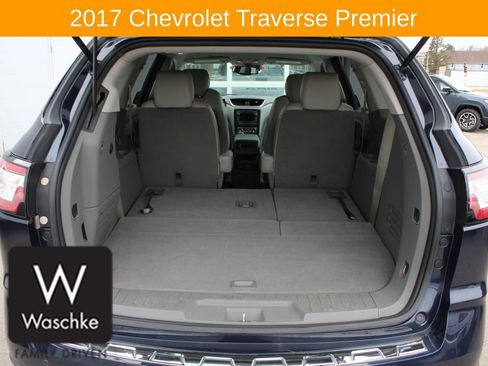 Used 2017 Chevrolet Traverse Premier image 19