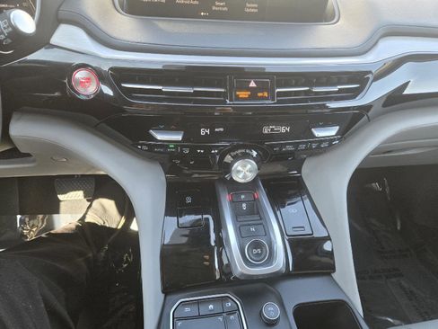 Certified 2024 Acura MDX FWD w/ Technology Package image 33