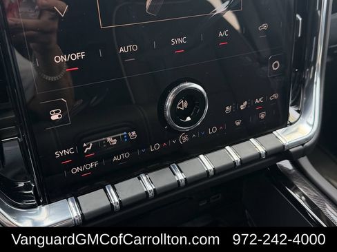 New 2026 GMC Yukon XL Elevation w/ Elevation Premium Package RWD image 17