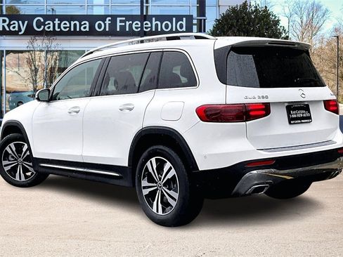 New 2026 Mercedes-Benz GLB 250 4MATIC image 3