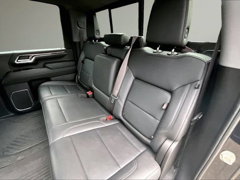 Used 2024 Chevrolet Silverado 2500 LTZ w/ LTZ Convenience Package AWD/4WD image 23