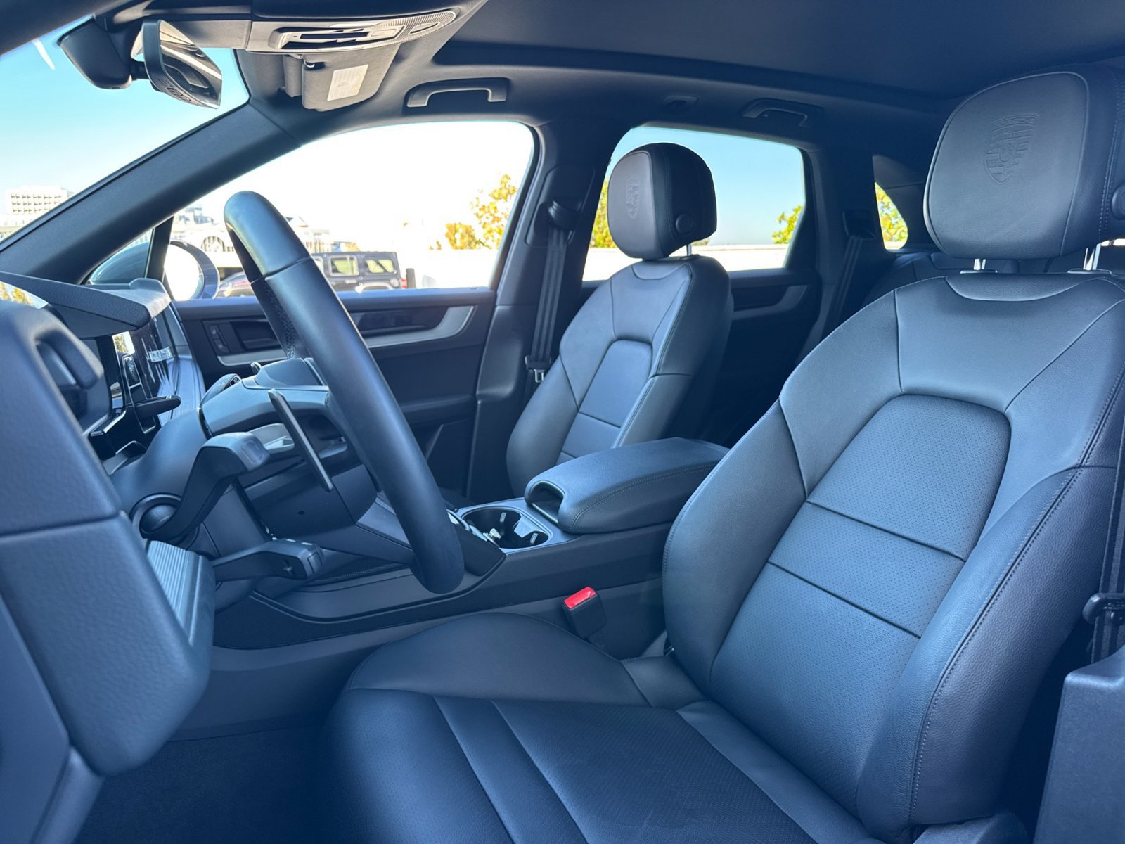 Certified 2026 Porsche Cayenne AWD/4WD image 6
