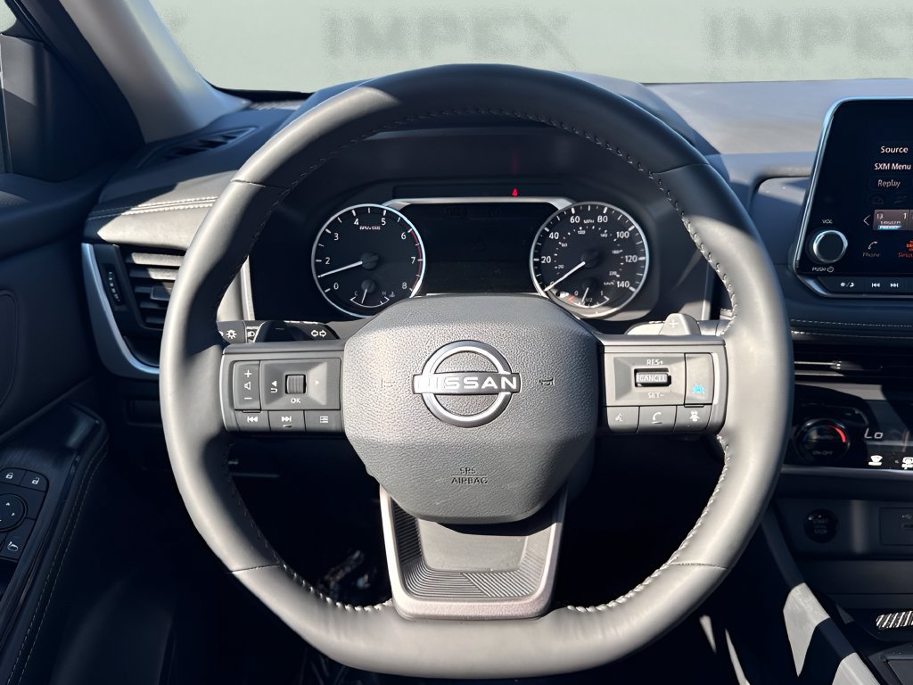 Used 2026 Nissan Rogue SV FWD image 14