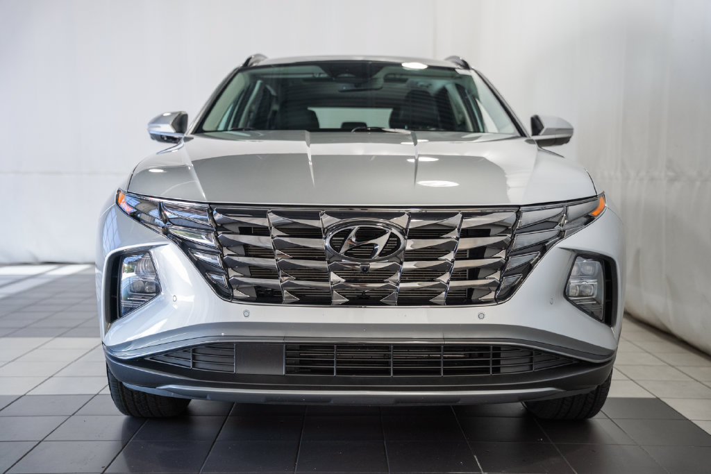 Used 2024 Hyundai Tucson Limited AWD/4WD image 2