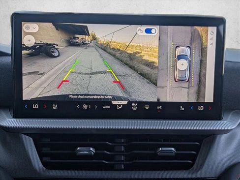 New 2026 Ford Explorer ST-Line w/ ST-Line Street Pack image 13