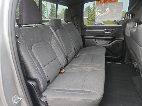 Used 2019 RAM 1500 Big Horn AWD/4WD image 24
