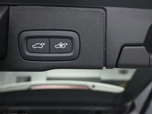 New 2026 Volvo XC60 B5 Plus w/ Protection Package Premier image 25