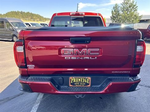 Used 2024 GMC Canyon Denali AWD/4WD image 6