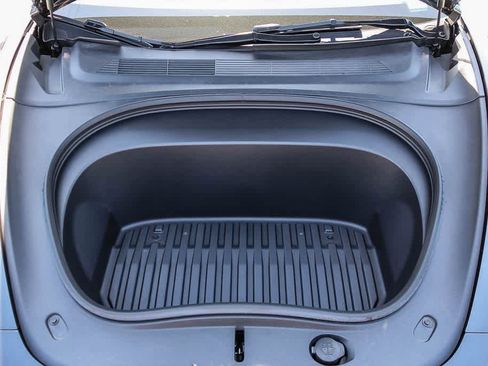 Used 2025 Tesla Model 3 Long Range RWD image 24