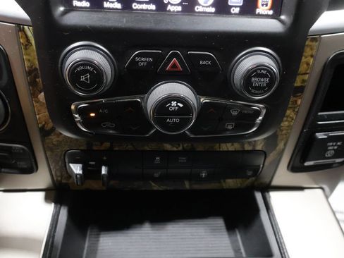 Used 2015 RAM 1500 Outdoorsman AWD/4WD image 27