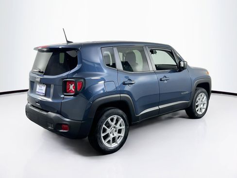 Used 2023 Jeep Renegade Latitude image 5