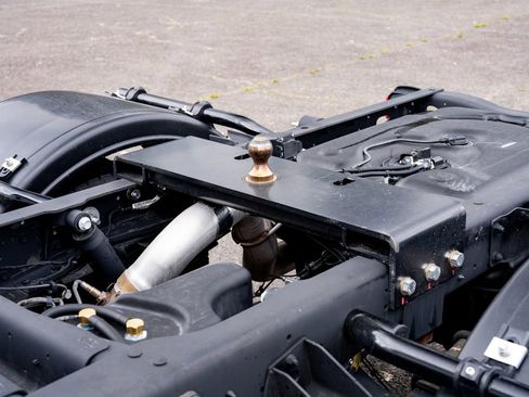 Used 2024 RAM 5500 Tradesman w/ Chrome Appearance Group image 34