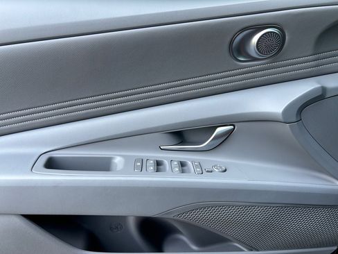 New 2025 Hyundai Elantra Sport image 10