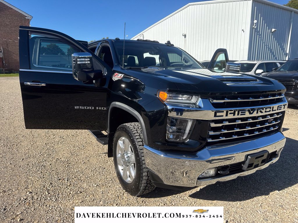 Used 2020 Chevrolet Silverado 2500 LTZ w/ LTZ Premium Package AWD/4WD image 16