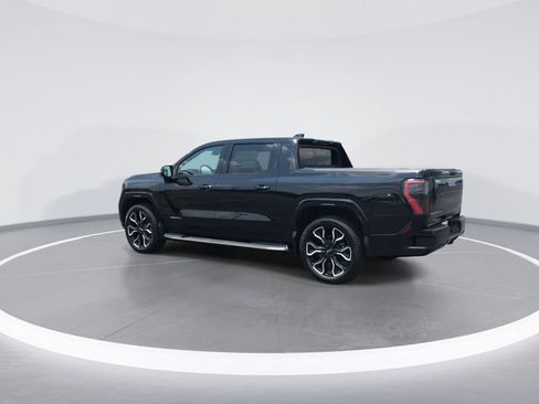 New 2025 GMC Sierra EV Denali image 6