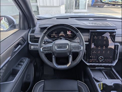 New 2026 GMC Acadia Denali w/ Super Cruise Package AWD/4WD image 3