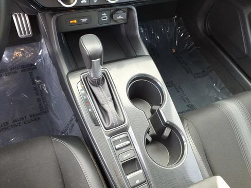 Used 2024 Honda Civic Sport image 11
