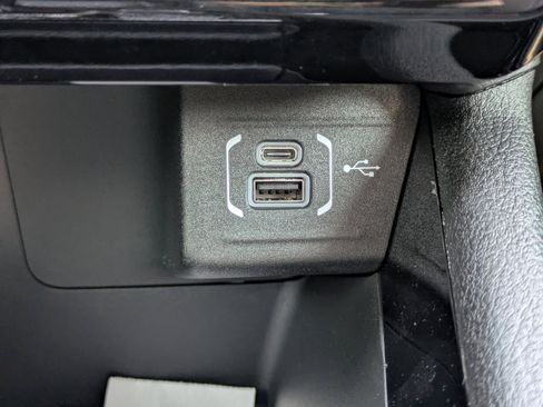 New 2026 Jeep Compass Latitude image 23