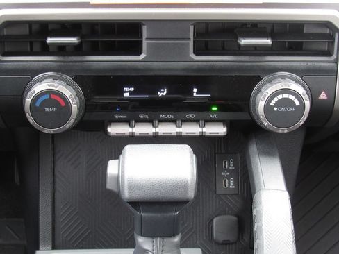 Certified 2025 Toyota 4Runner SR5 RWD image 28