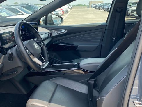 Used 2023 Volkswagen ID.4 Pro S AWD/4WD image 8