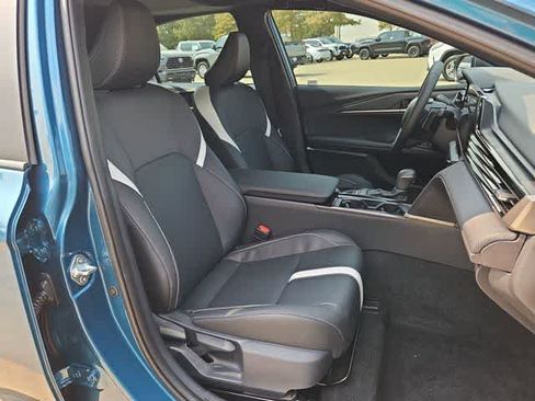 Used 2026 Toyota Camry SE w/ Multimedia Upgrade Package FWD image 19