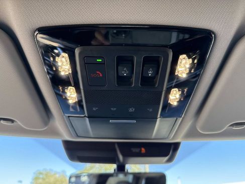New 2026 Mitsubishi Outlander AWD image 43