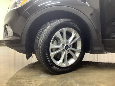 Used 2019 Ford Escape SE AWD/4WD image 24