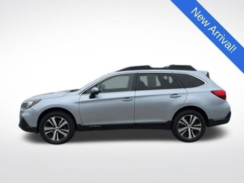 Used 2019 Subaru Outback 3.6R Limited AWD/4WD image 4