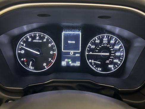 Used 2023 Subaru Outback Limited image 26