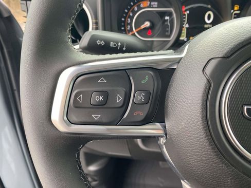 New 2026 Jeep Wrangler Unlimited Sahara AWD/4WD image 20