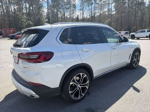 Used 2023 BMW X5 xDrive40i w/ Premium Package image 6