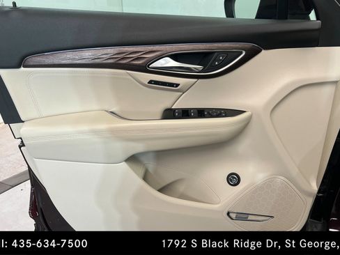 Used 2023 Buick Envision Avenir image 14