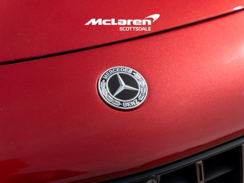 Used 2022 Mercedes-Benz SL 63 AMG 4MATIC w/ Driver Assistance Package image 21