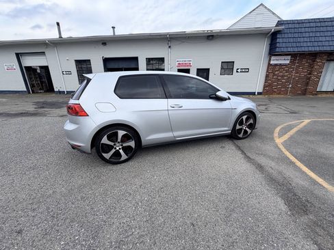 Used 2016 Volkswagen GTI S FWD image 45