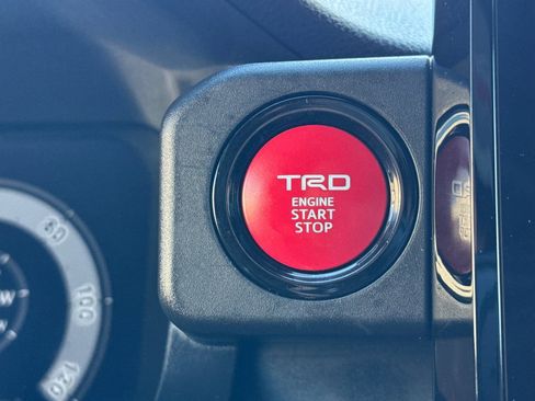 Used 2024 Toyota Tacoma TRD Sport image 20