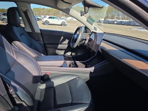 Used 2020 Tesla Model Y Long Range image 7