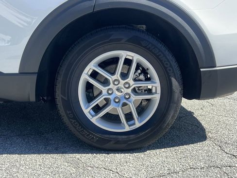 New 2026 Ford Explorer Active w/ Active Comfort Package RWD image 26