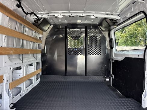 Used 2024 Ford Transit 250 Low Roof w/ Exterior Upgrade Package image 26