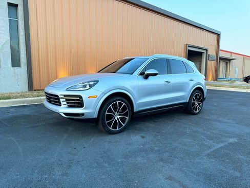 Used 2019 Porsche Cayenne AWD/4WD image 10