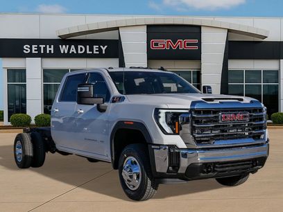 New 2026 GMC Sierra 3500 SLE w/ SLE Convenience Package